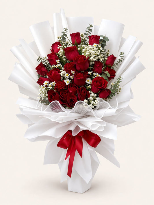Rosang Tamis — Red Rose & Chocolate Round Bouquet (Arm)